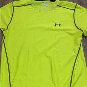Men’s under armor short sleeve shirt